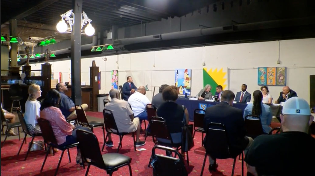 Downtown Shreveport Mayoral Forum brings small crowd