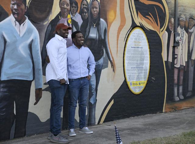 Photos: New mural unveiled featuring Shreveport civil rights leader C.O. Simpkins